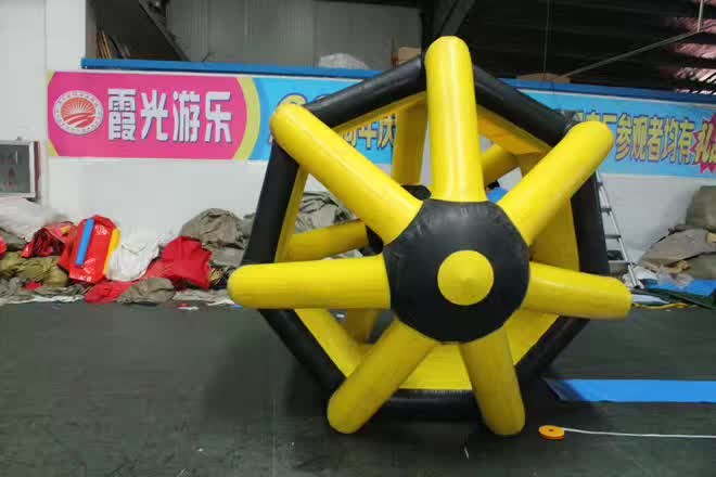 灵山充气水上滚筒球